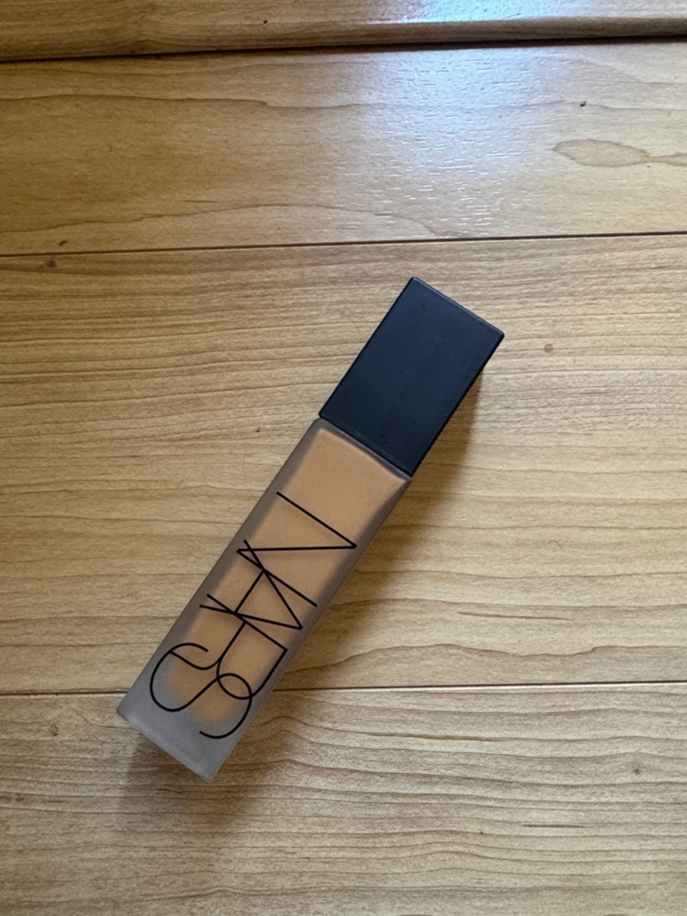 NARS Liquid Foundation - Tahoe